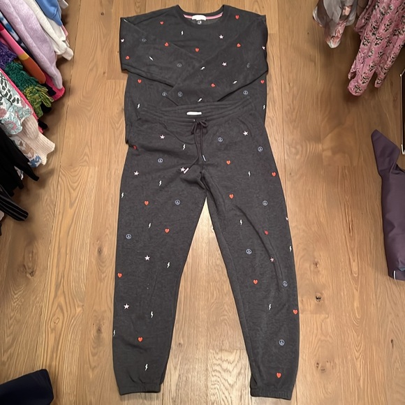 PJ Salvage Love Life Embroidered Fleece Pajamas Size Medium - Picture 4 of 5